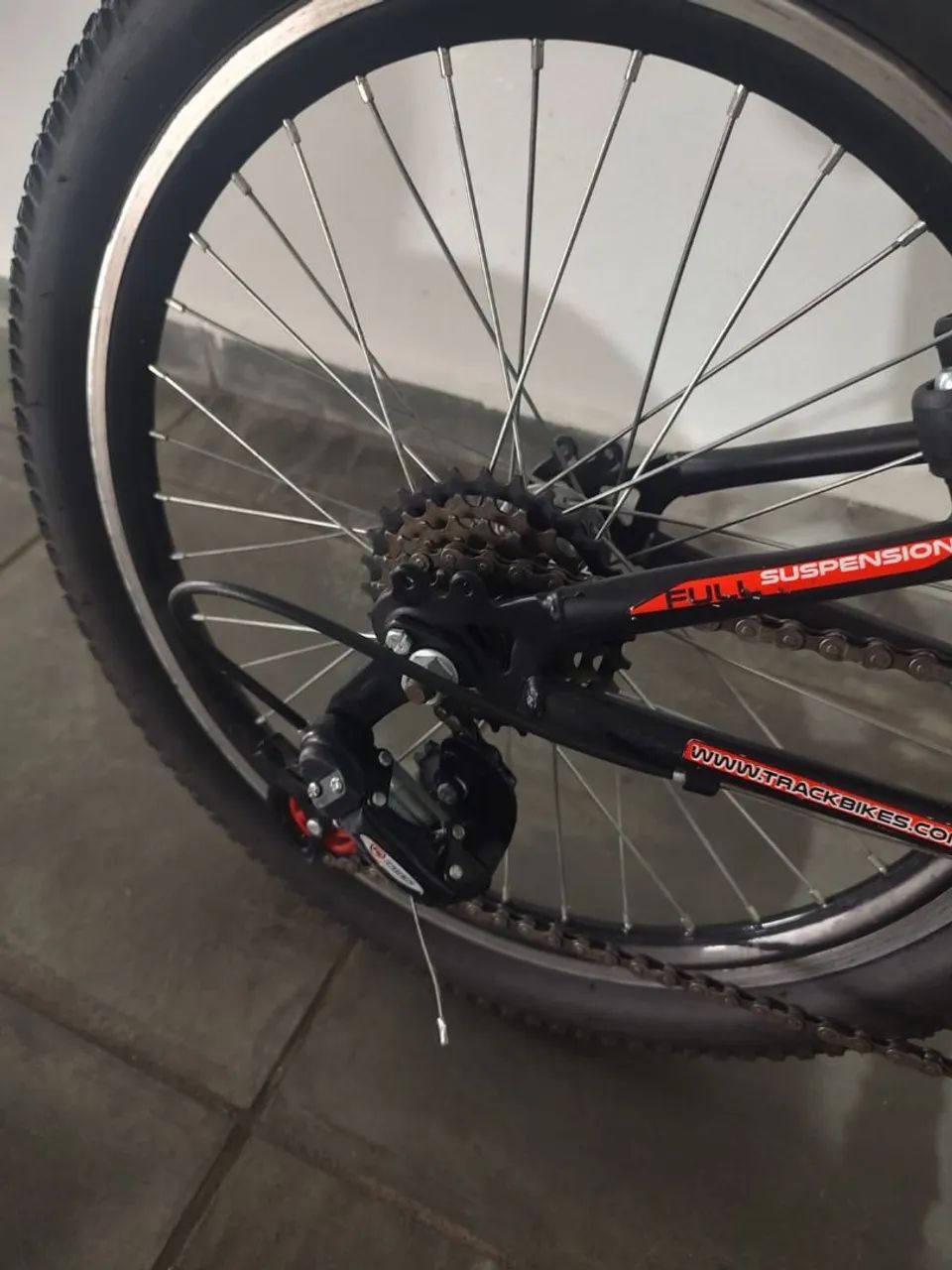 Bicicleta infantil aro 20 com marcha  - Foto 3