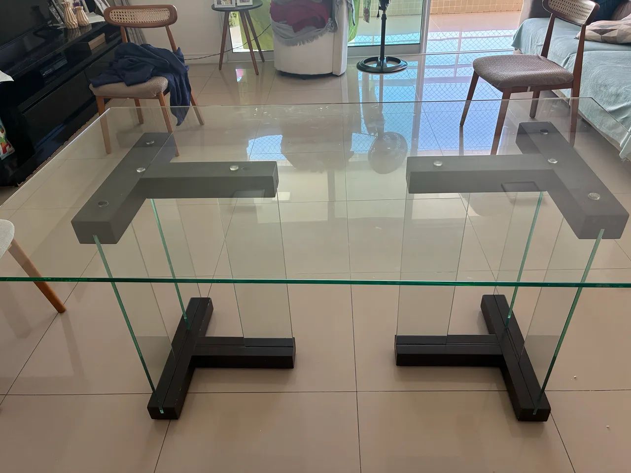 Mesa de jantar Jacaúna usada - Foto 4
