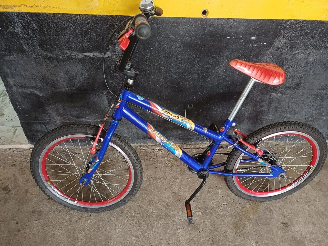 Bicicleta aro 20 menino