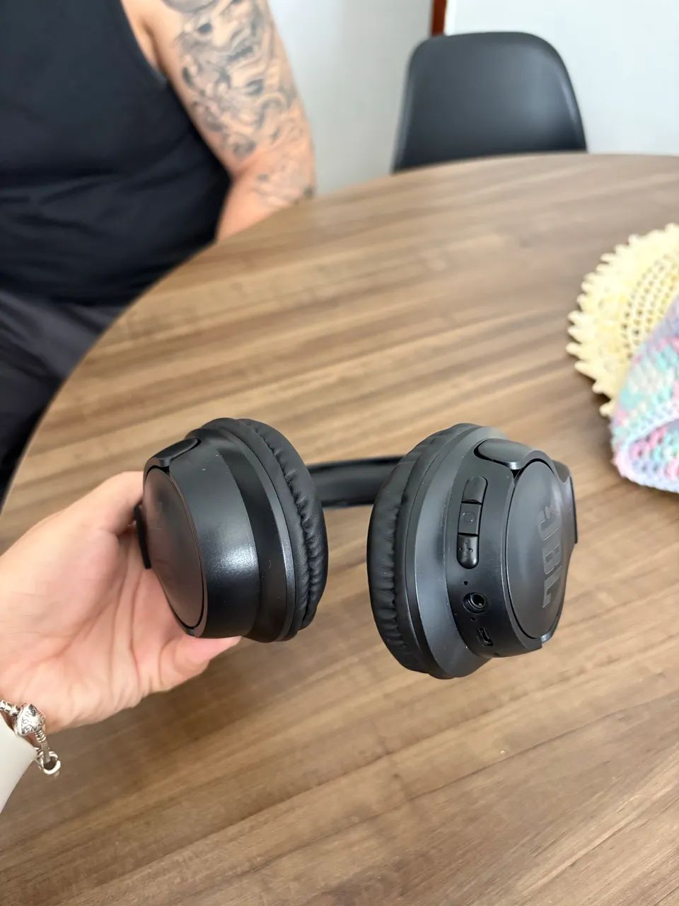 Fone JBL - Preto | Bluetooth - Foto 2