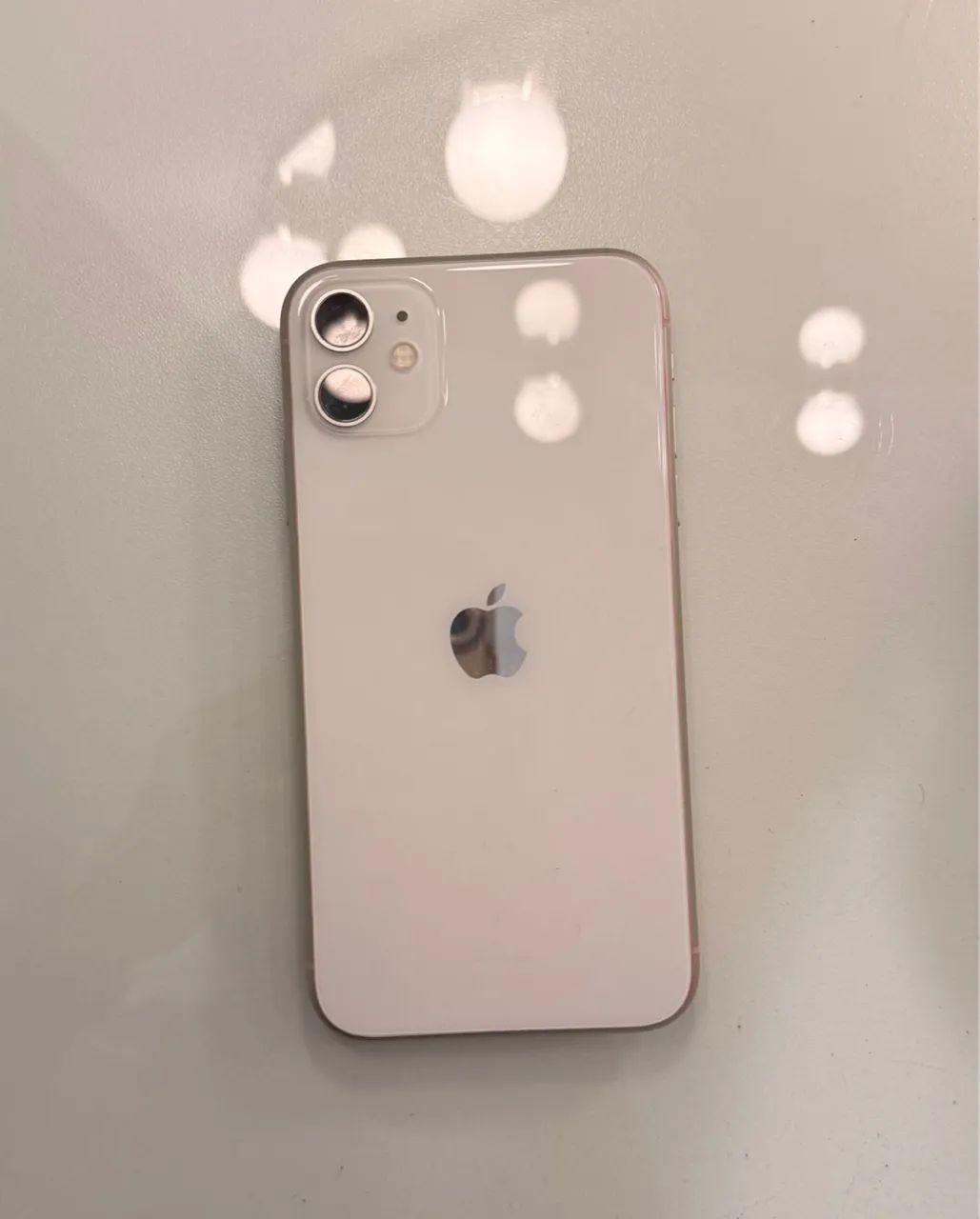 iPhone 11 64GB branco (todo original) nunca foi aberto - Foto 3