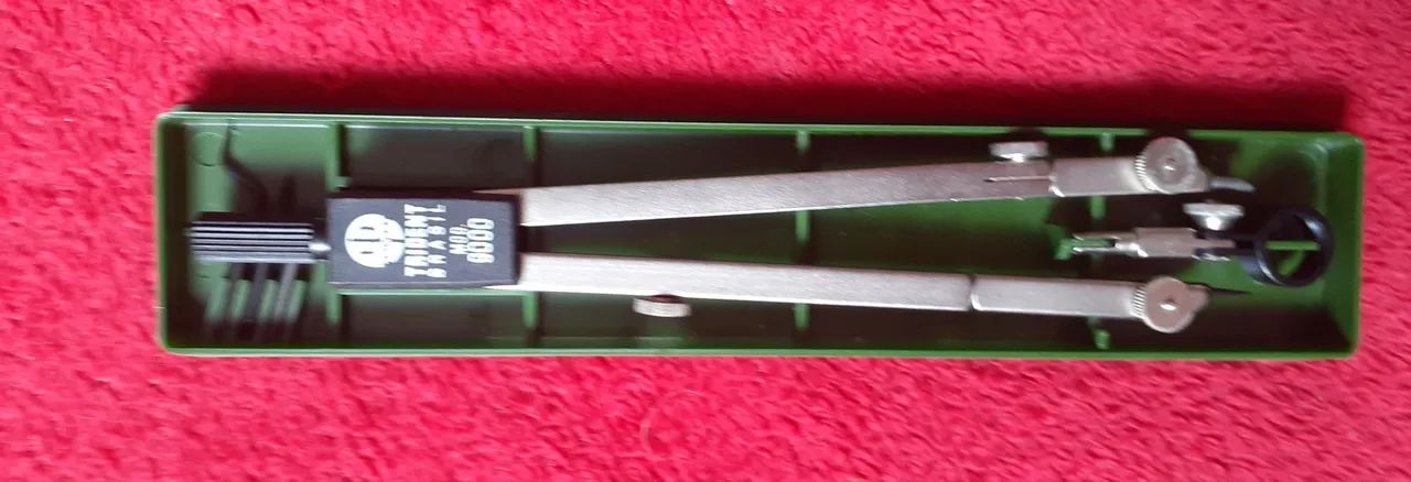 Compasso Trident 9000 - Foto 2