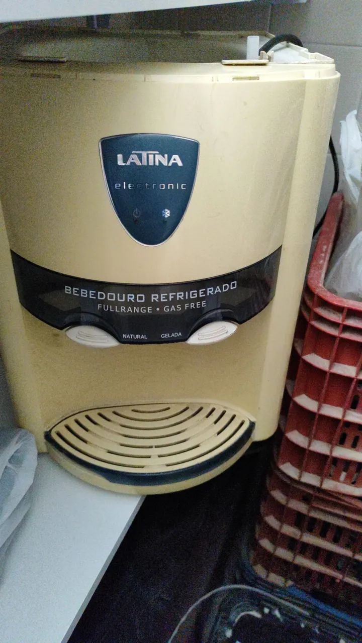 Bebedouro de água 