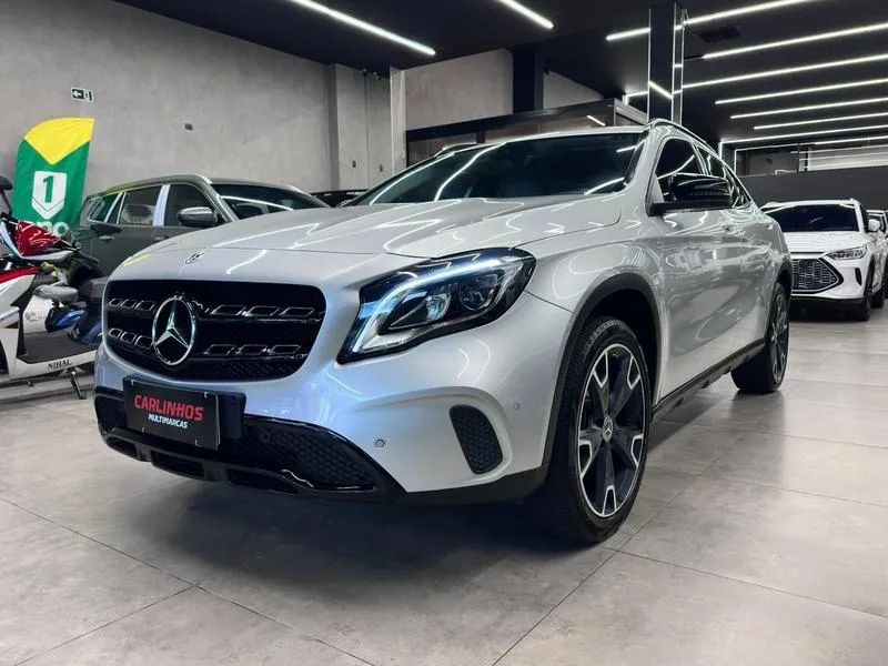 Mercedes-Benz GLA-200 GLA 200 Night 1.6. TB 16V Flex Aut. 2019