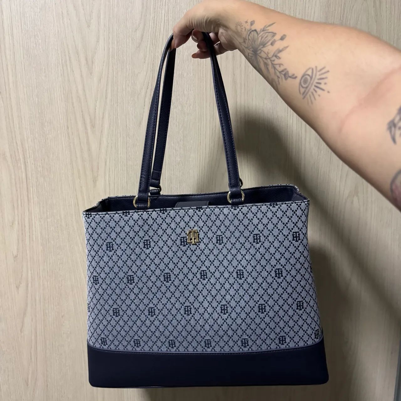 Bolsa grande Tommy