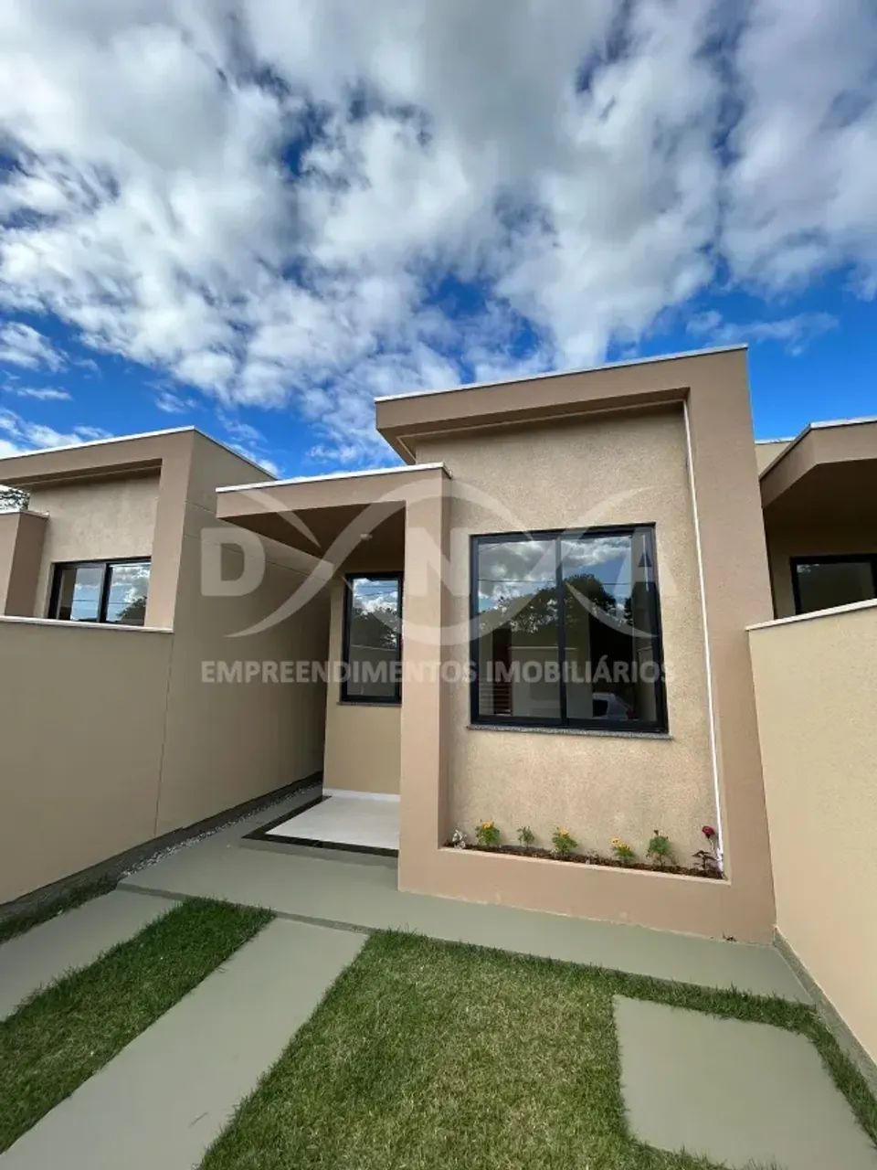 Casa com 58m² - Centro, Canelinha
