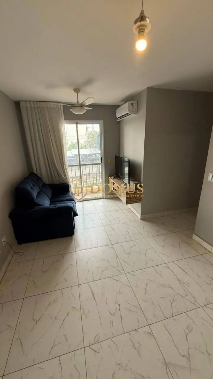 Apartamento no Condomínio Monza