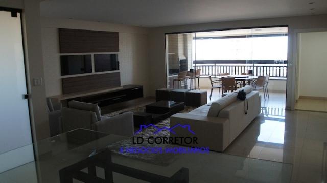 4 suítes individuais com 3 vagas de garagem + varanda gourmet com churrasqueira a carvão - Foto 4