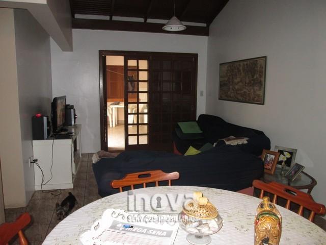 Casa de 04 dormitórios no centro de Imbé - Foto 7