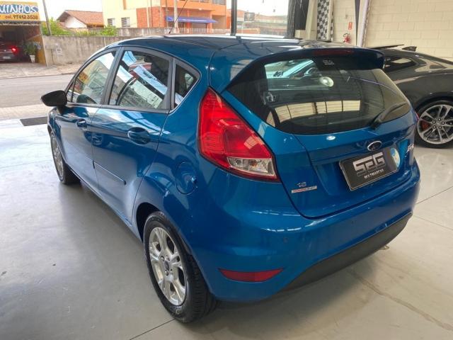 NEW FIESTA HATCH 1.6 FLEX COMPLETO 2014 - Foto 4
