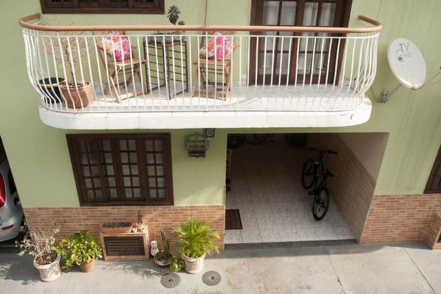 Vila da Penha Junto Shopping3000 Casa Duplex SemiLuxo Varanda 2Qts 2Banheiros 1vaga