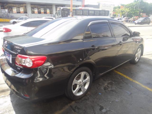 Toyota Corolla Financio ate sem entrada+gnv d quint ger+ completo troca moto ou carro - Foto 6