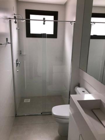 Apartamento três dormitórios com vista para a Lagoa do Violão - Foto 16