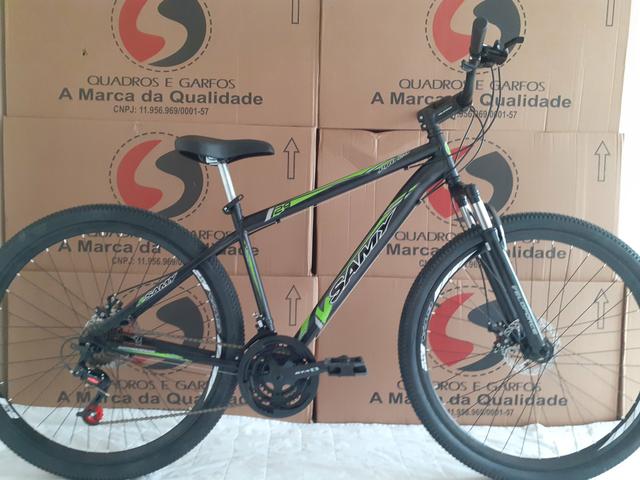 Bicicleta 29" tem 19" susp+disco