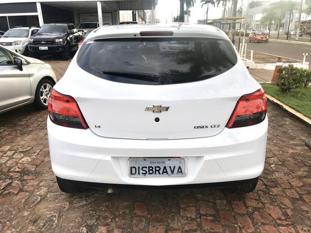 Chevrolet onix ltz 1.4 - Foto 2