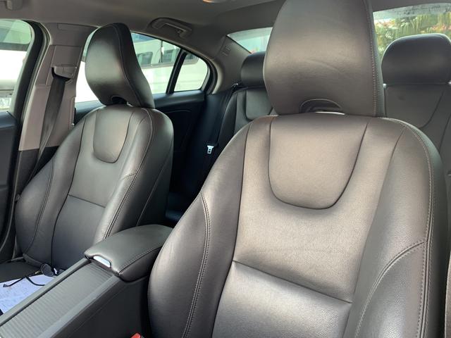 Volvo S60 momentum T5 2016 - Foto 2
