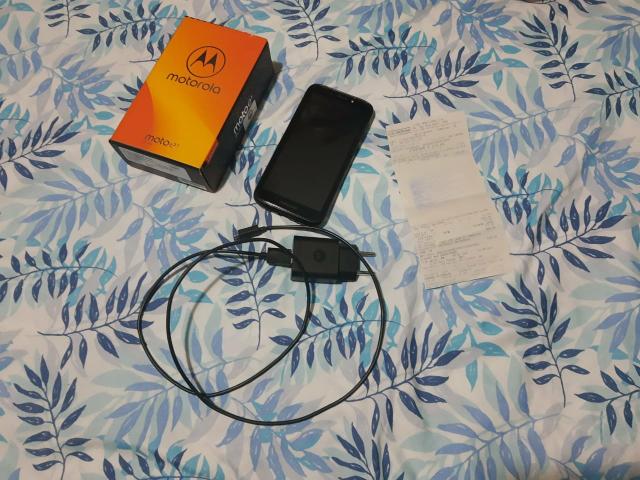 Moto E 5 play vendo ou troco por algo do meu interesse