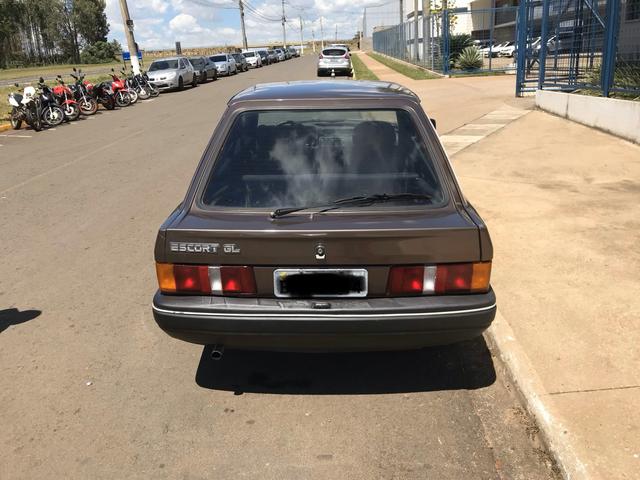 Ford Escort - Foto 6