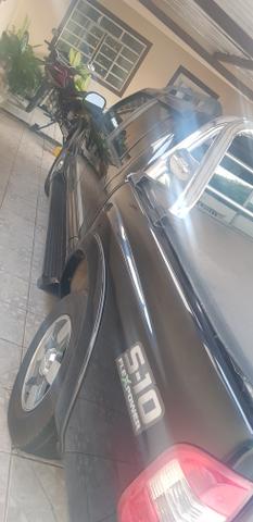 Vendo ou troco s10 por outra s10 de ano entre 2013 a 2014 - Foto 3