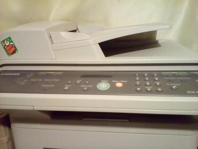 Impressora Samsung CLX 4521f - Foto 2