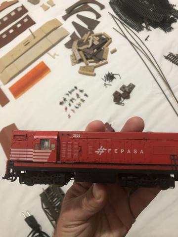 Trem Elétrico - Anos 90 - Sistema Hobby (miniatura/ maquete)