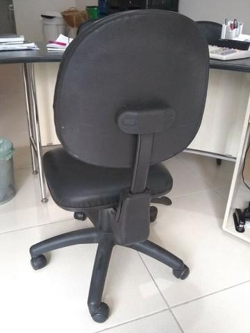 Mesas e cadeiras para escritório - Foto 6