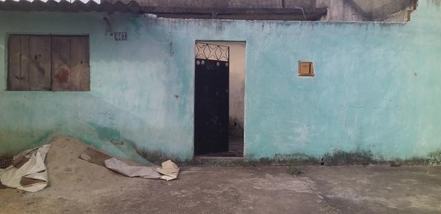 Vendo casa 2 quartos grande + kitinete de laje + terraço - Foto 10