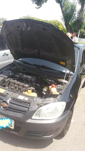 Vendo celta Preto `` aceito trocar por carro ou moto de menor valor´´ - Foto 16