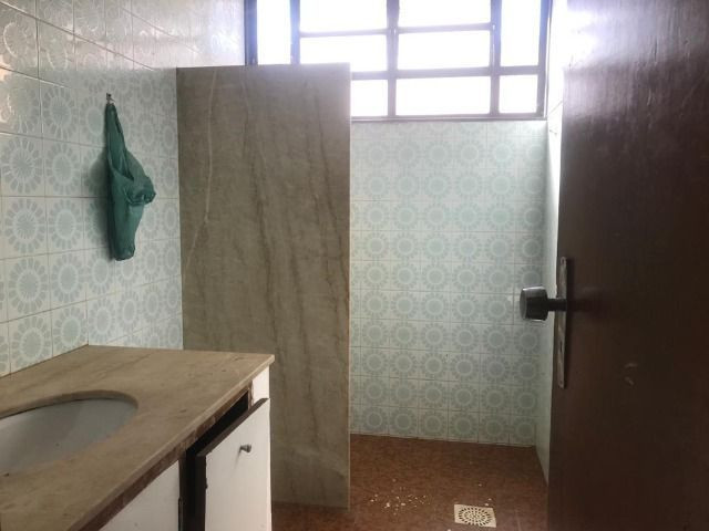 Casa - 4 quartos, setor dos funcionários, ótima oportunidade - Foto 12