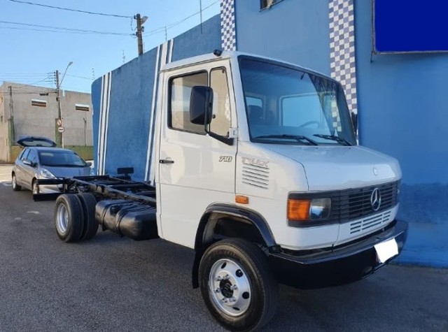 MB 710 CHASSI 2001