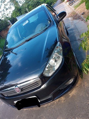 GRAN SIENA ANO 2013 COMPLETO 1.6 BEM CONSERVADO ACEITO UTILITÁRIOS OU PASSEIO