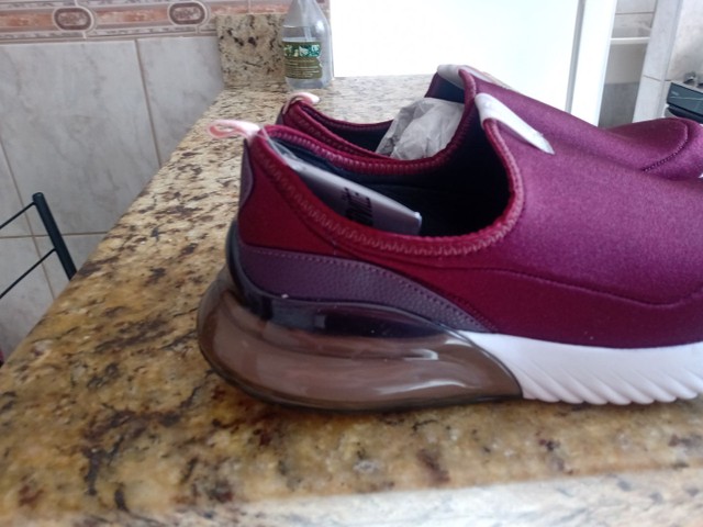 Tênis feminino com solado em gel novo - Roupas e calçados - Cidade do Sol,  Juiz de Fora 999270214 | OLX