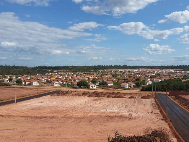 Vendo um lote Terreno de Esquina na zona leste - Foto 3