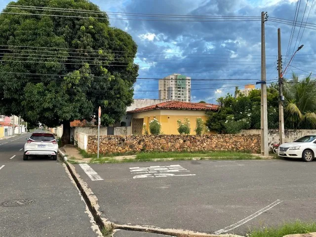 Casa comercial de esquina