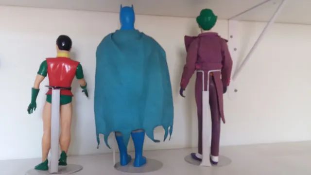 Bonecos anos 70 - batman, robin, coringa - Foto 2