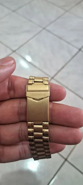 Relógio Technos Skydiver Professional 150m Dourado - Foto 4