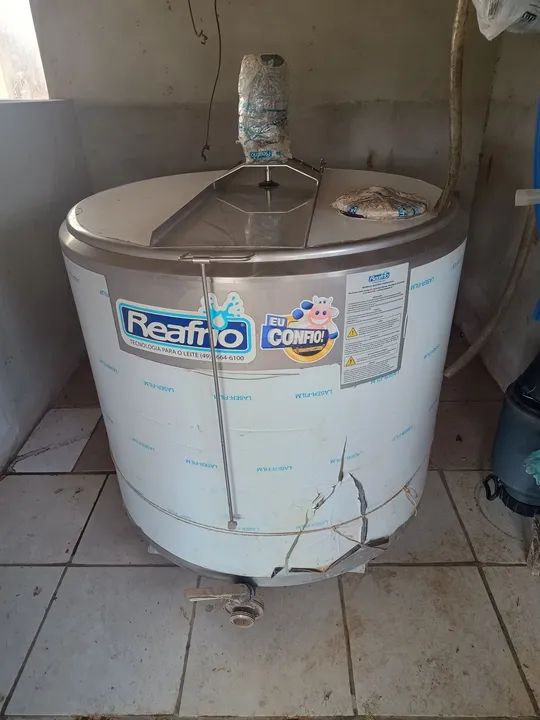 Resfriador de leite real frio 650 litros