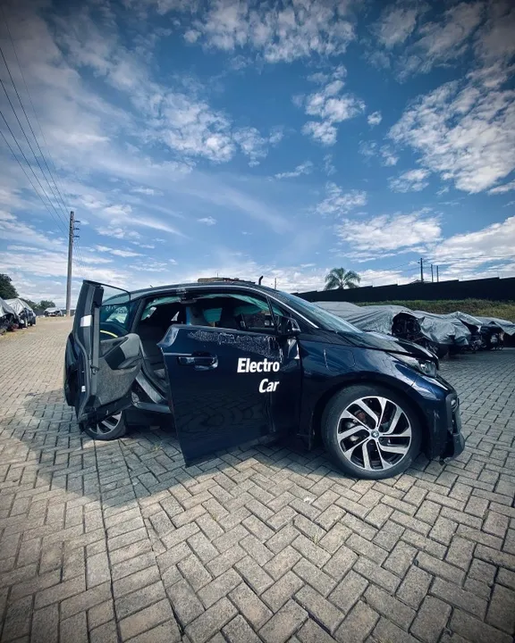 Sucata Para retirada de peças BMW I3 2018