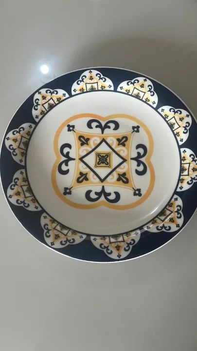 Conjuntos 6 Pratos rasos Oxford azul e amarelo Novos! 26cm diametro - Foto 3