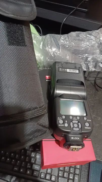 Flash triopo tr 988 ttl ettl para Canon e Nikon  - Foto 5