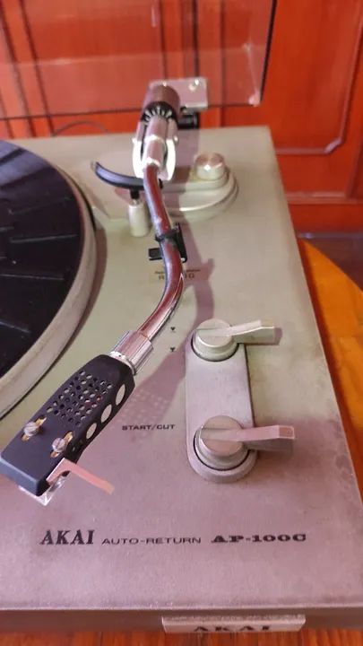 Toca discos vintage AKAI AP-1000   - Foto 2