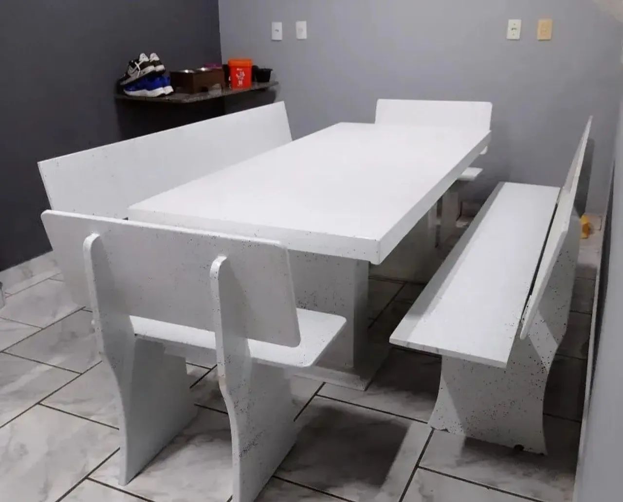 "Mesa de Jantar Elegante - Perfeita para Sua Sala!" - Foto 3