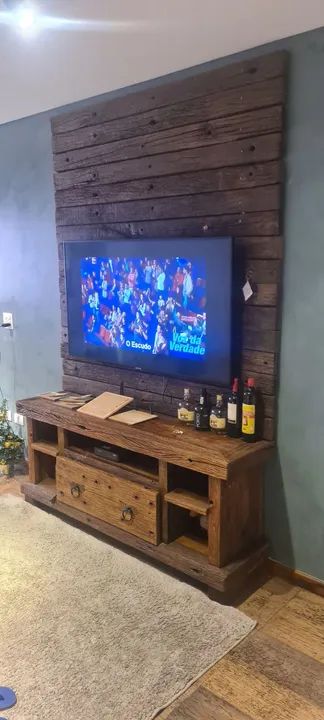 Rack e painel de madeira maciça de demolição  - Foto 2