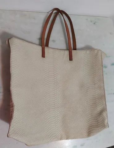 Maxi bolsa em couro off-white - muito nova - Foto 5