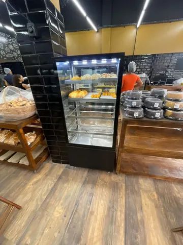 FRENTE PADARIA ,VASCAS DE PÃES DE SAL E VITRINES PÃES . - Foto 5