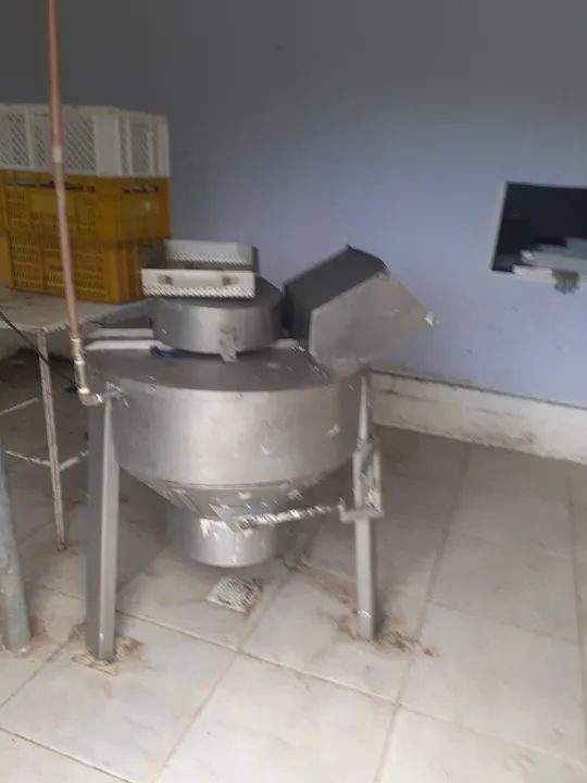 Depenadeira de frangos 12 por minuto  - Foto 2