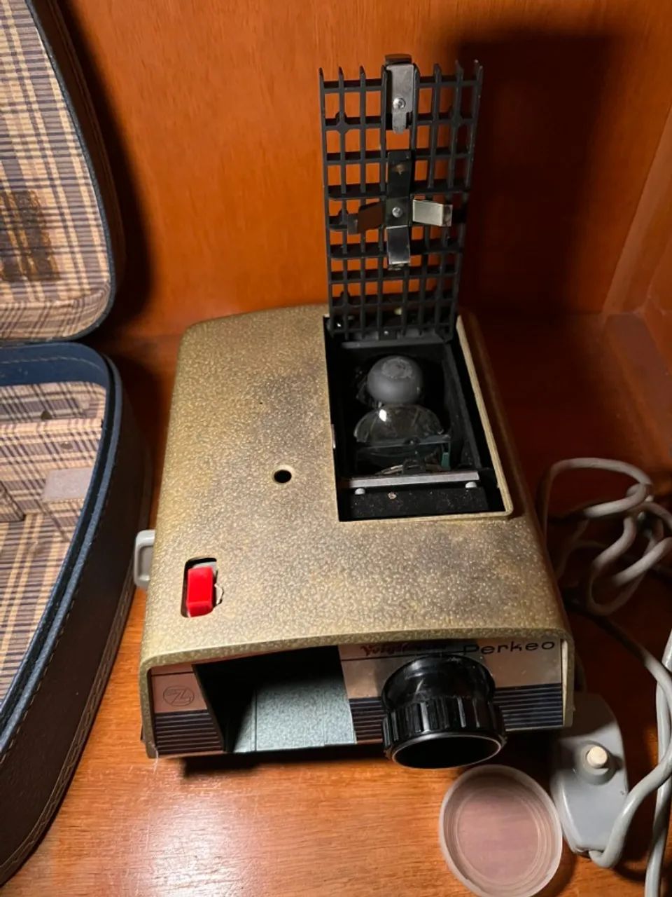 Projetor de Mesa Voigtländer Perkeo RELÍQUIA - C/ Todos os Acessórios e Lâmpada Substituta - Foto 3