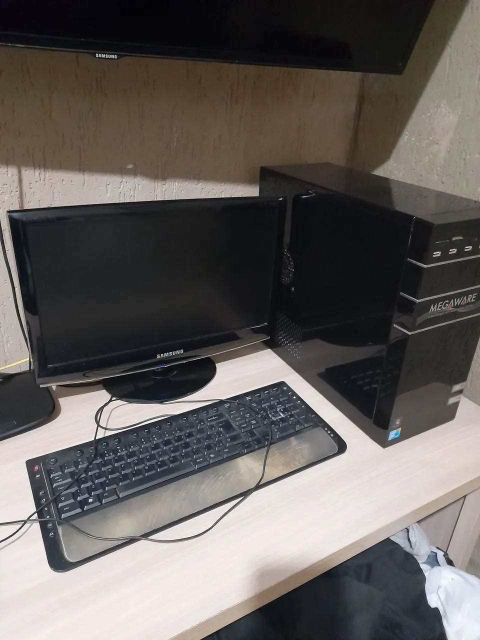 COMPUTADOR USADO EM NOVAS CONDIÇÕES 