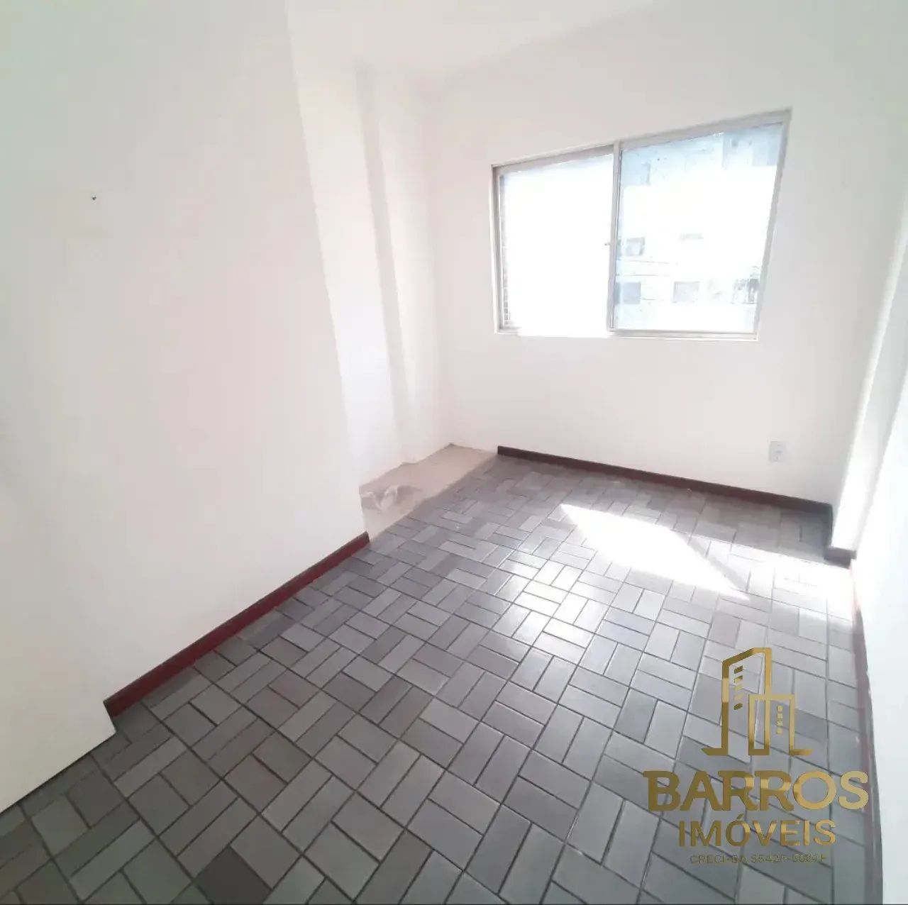 3 QUARTOS 130 M2 2 GARAGENS NO COSTA AZUL SALVADOR BA - Foto 8