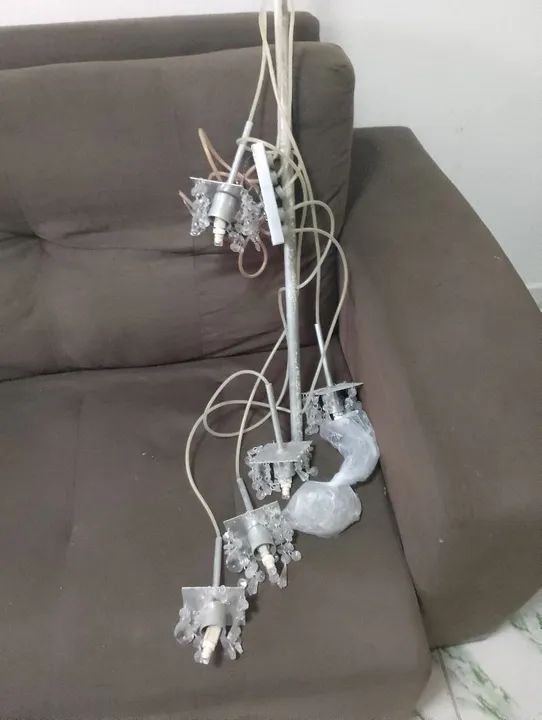 Lustres vendo tenho esses 4 aí no precinho  - Foto 2